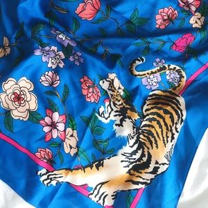 Loft Tiger Garden 100% Silk Square Scarf NWT